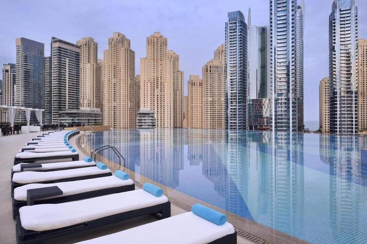 Apartment Splendid Studio Emaar Residences Marina Dubai United Arab Emirates